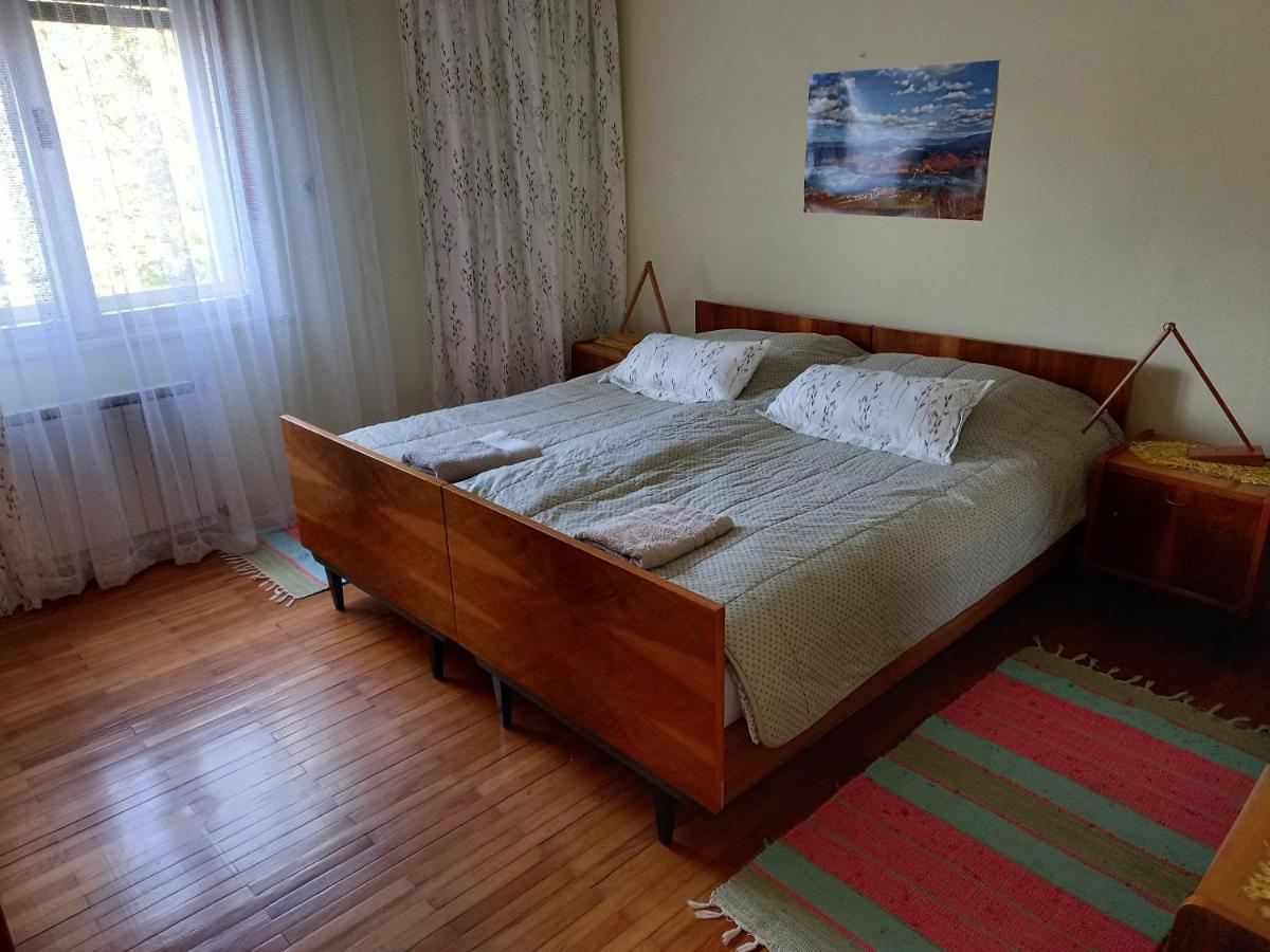 Rooms Apartma Cerknica Bagian luar foto