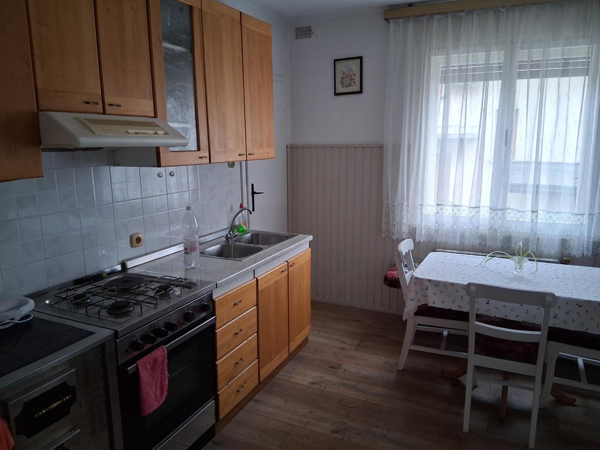 Rooms Apartma Cerknica Bagian luar foto